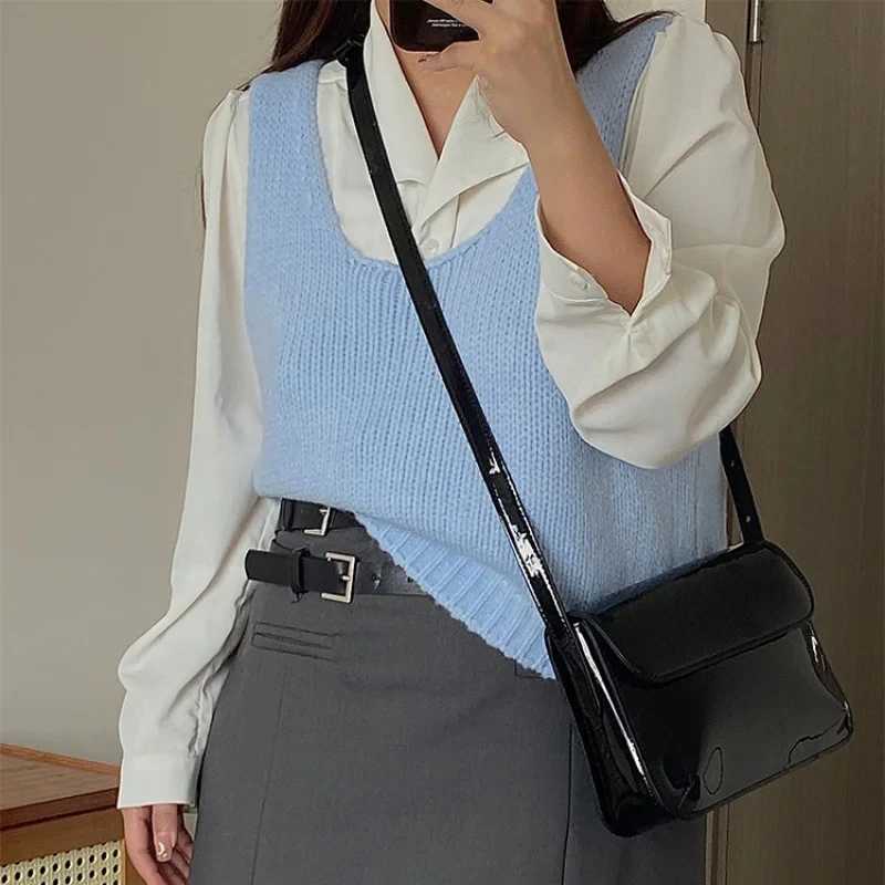 Fashion Patent Leather Lady Sling Bag Pu Leather Women Phone Crossbody Bag Small Ladies Flap Shoulder Messenger Bag Red Bag Z250303