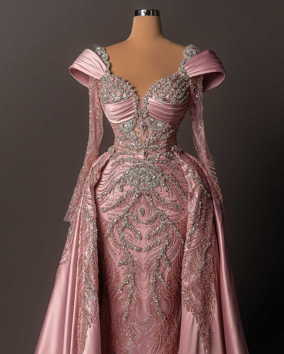 Gorgeous Evening Dresses For Women Sweetheart Neck Long Sleeves Gown Sequins Crystal Detachable Train Party Customized Dress