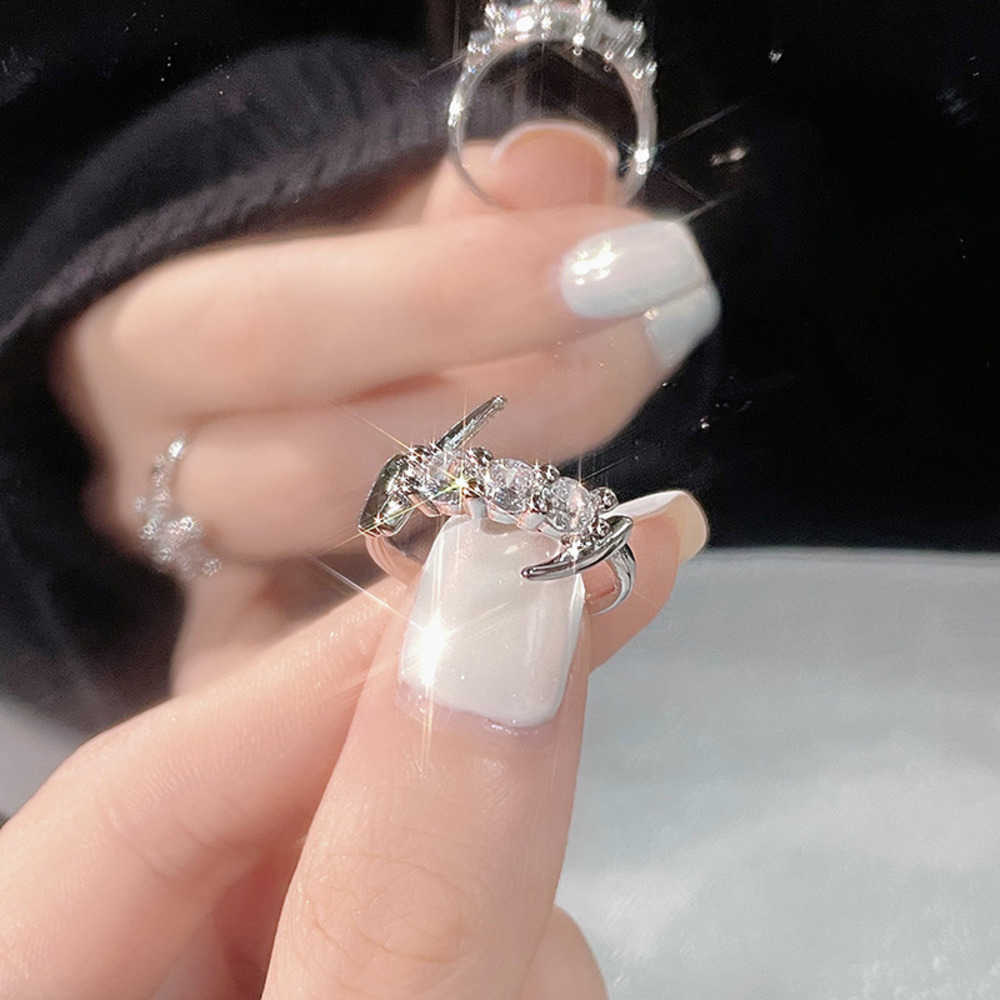 Couple Rings Small niche design sacred contract full diamond zircon high-end cross ring trendy and cool neutral index finger ring female H25303