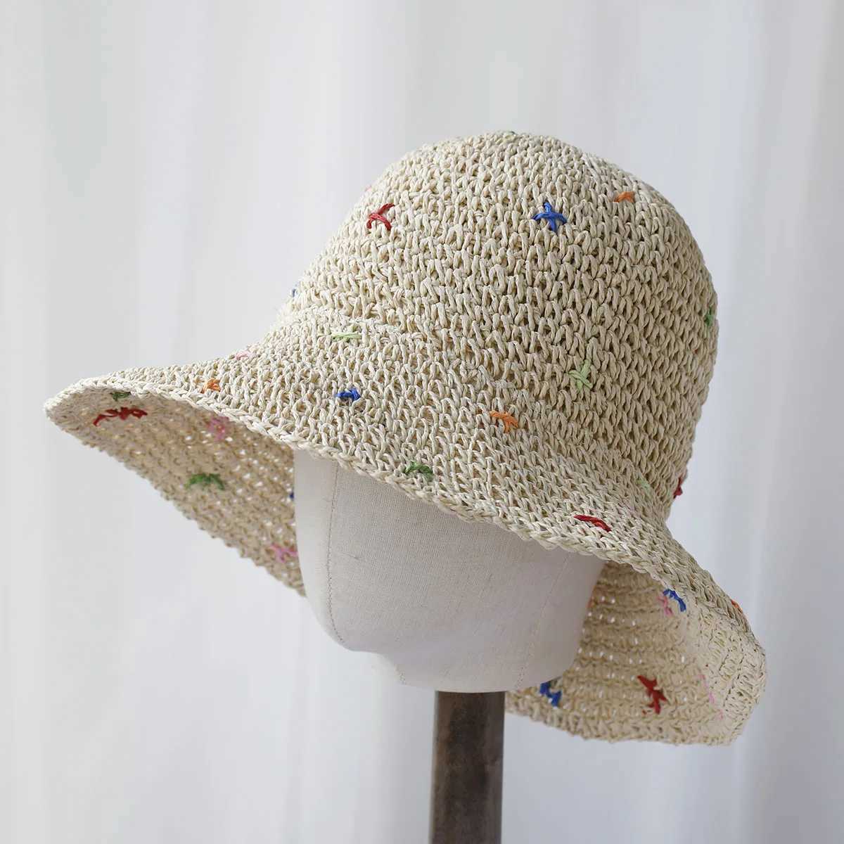 2024 New fashion bucket hat Multicolor Foldable Sun Crochet Hat For BeachTravel And Vacation handmade str hatXJ250304