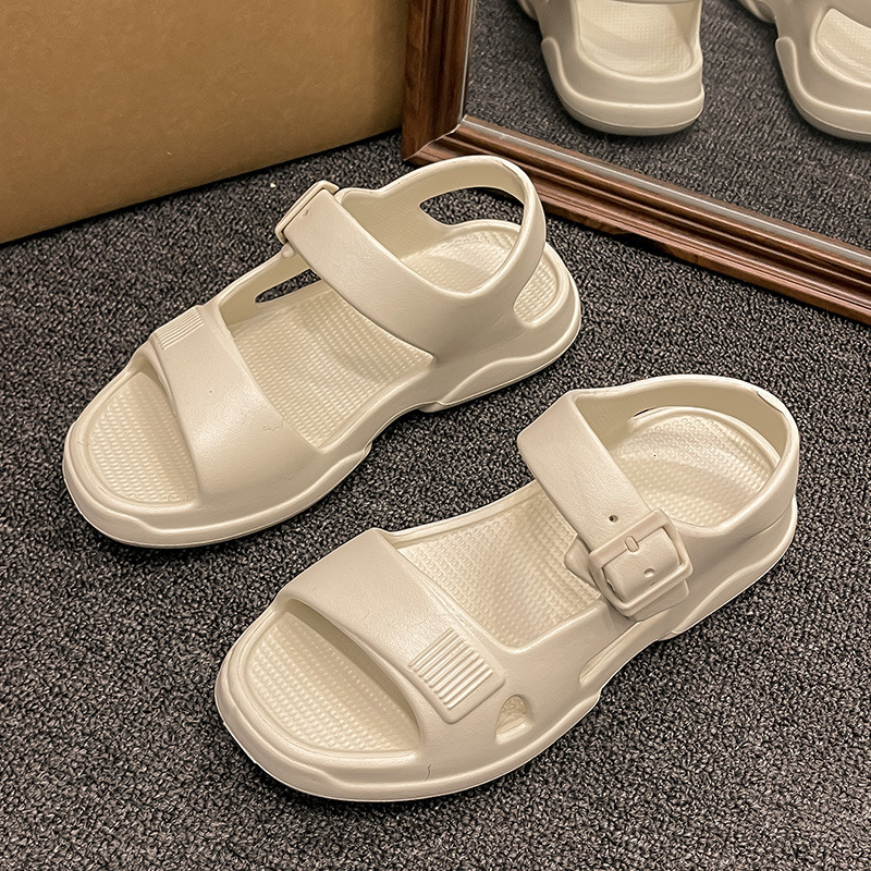 New Roman Women's Summer Collection 2025 Double Buckle Soft Bottom designer sandals with EVA Cool Slippers Versatile Stand