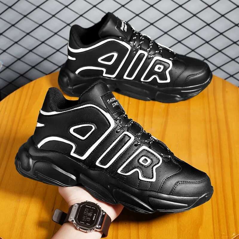 Fashionable Korean Styl e Comfortable Sport Sho es High Top Couple Model Casual Running Trendy Men's