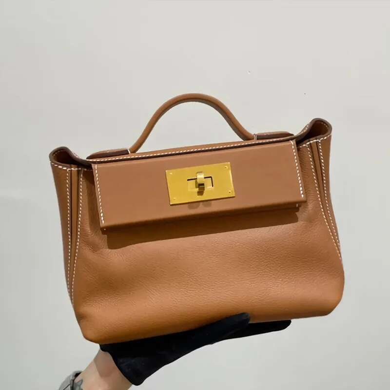 2024 New Mini Dumpg Women's Single Handbag Double Shoulder Wings Casual Business Genuine Leather Bag