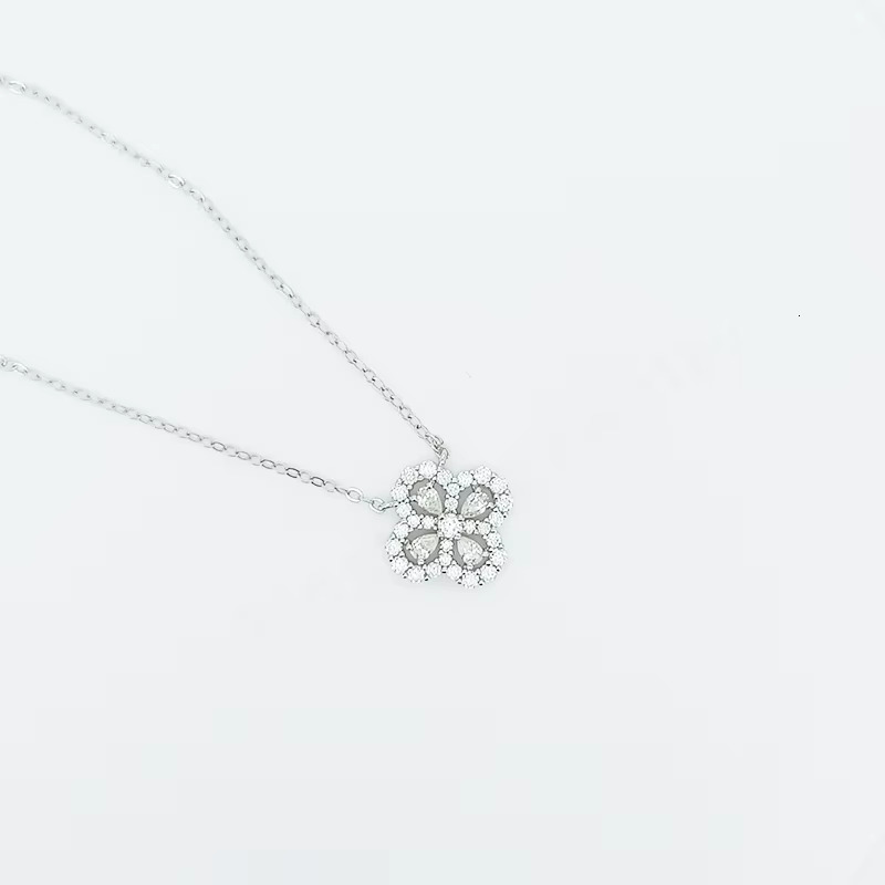 2024 Trendy Clover Dia Necklace Sier Moissanite Jewelry Pendant for Wedding Party