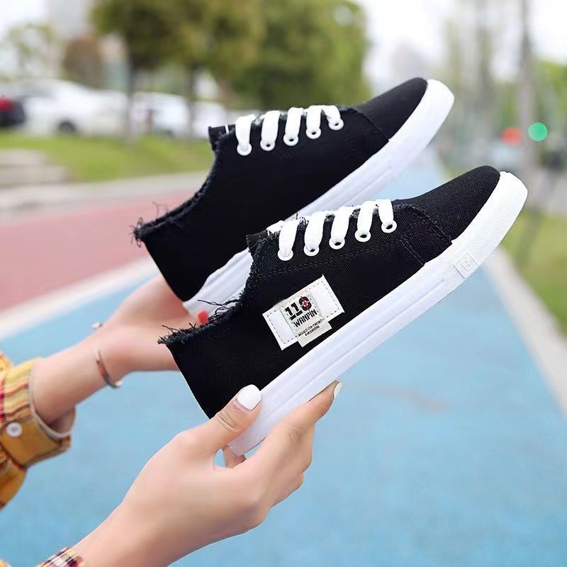 2025 Summer New Designer Women's Casual Student Korean Edition Sports Interior Flat Shoes Fashion Sports Shoes Trendy Casual Shoes