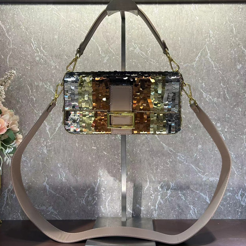 Designer Bag Beach Glitter Bag Hobo Shoulder Bag Metal Sequin Embroidery Handbag Luxury Bag Sac Luxe Purse Women Luxury Bag Flap Messenge Purse Hardware Buckle