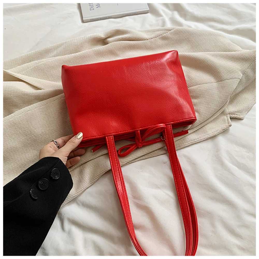 Fashion bow womens shoulder bag silver/black/red zipper handbag Pu leather womens small handbag womens casual handbag Z250303