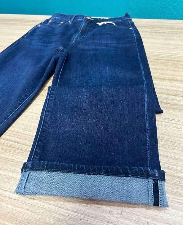 Quality 2025 Spring High Waist Retro Straight Deep Blue Split Jeans For Women