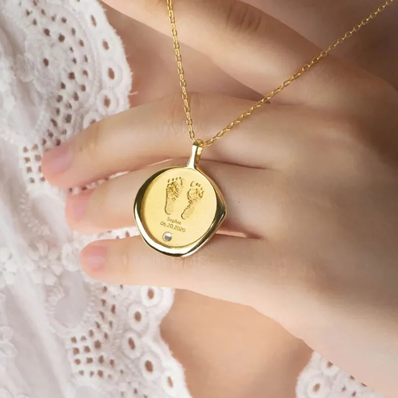 Custom Baby Footprint Necklace Stamp Gold Stainless Steel Birthstone Pendant Personalized Handprint Kids Name Jewelry Gift 250304