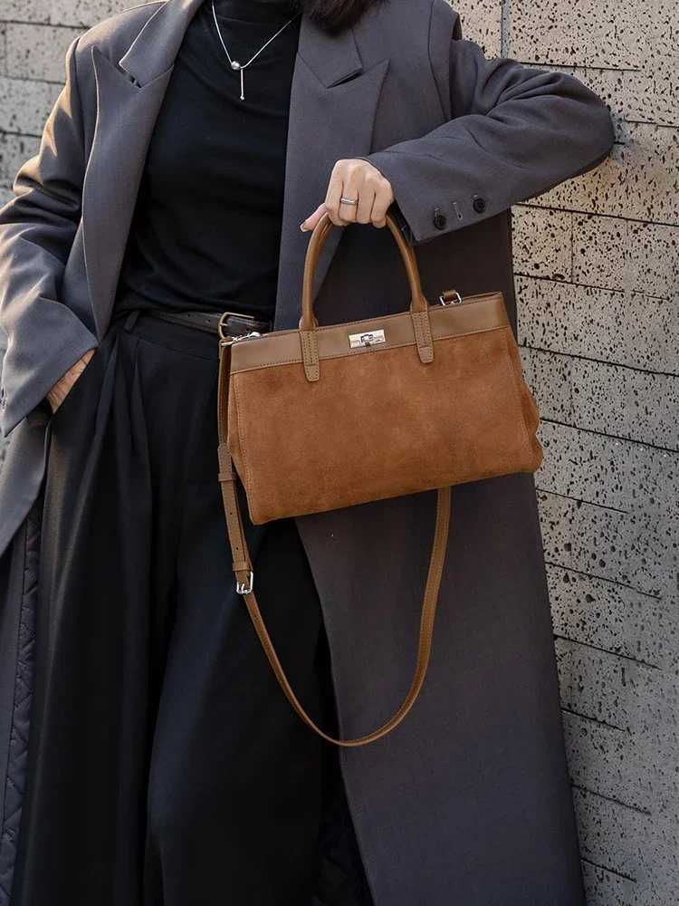 New Wine Red Chamois Tote Large Real Suede Cow Leather Women Hand Bag High-end Female Shoulder Bag Commuter Travel Shoulder Bag Z250303
