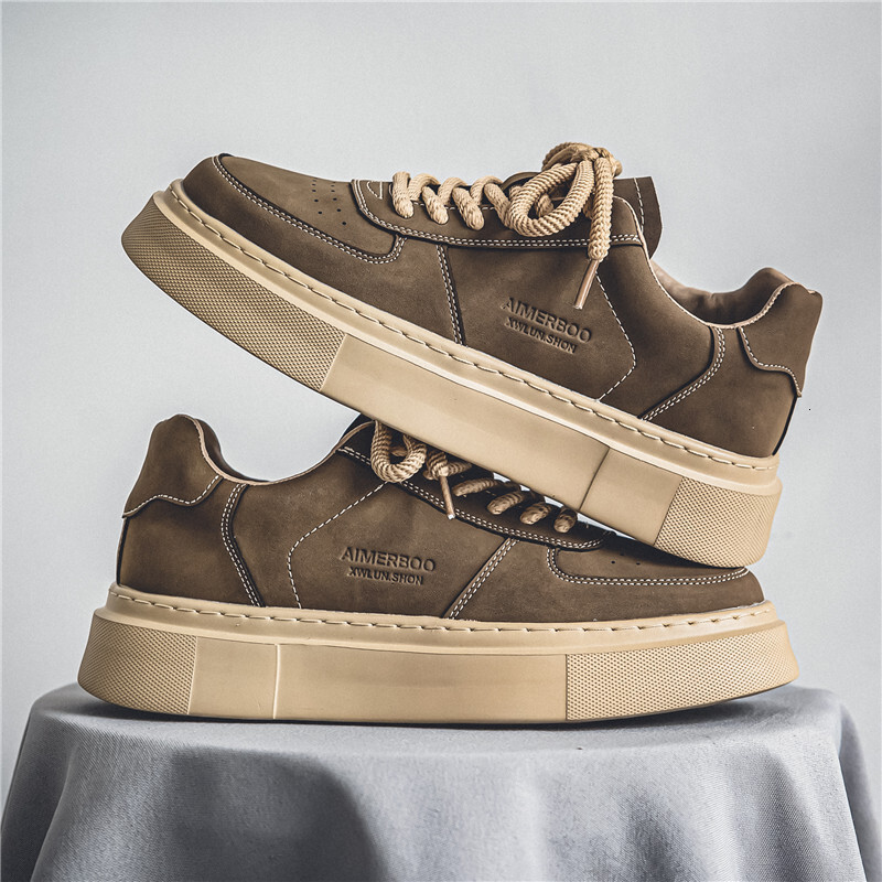 Summer 2025 New Designer Made Old Sole Men's Board Shoes Outdoor Anti Slip And Wear-resistant Student Skateboarding Youth Thick Soled Sports Shoe