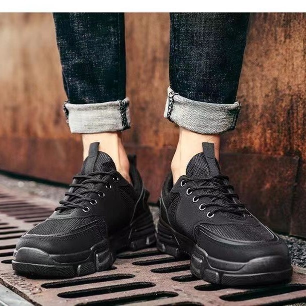 2025 New Summer Men's Niche Designer Shoes Work Clothes Lightweight Soft Sole Outdoor Canvas Martin Shoes Outdoor Anti Slip Casual Men's Boa