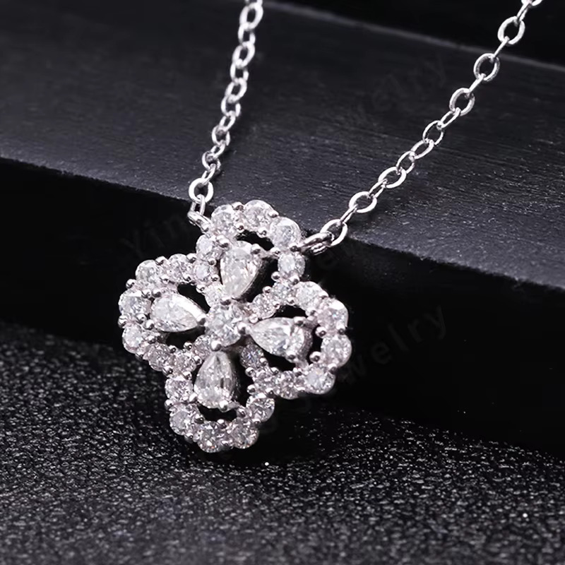 2024 Trendy Clover Dia Necklace Sier Moissanite Jewelry Pendant for Wedding Party