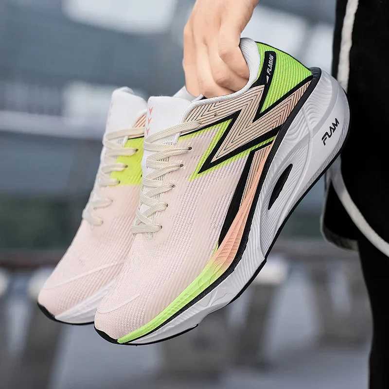 New Professional Marathon Running Shoes for Foreign Trade Carbon Plate Racing Shock-absorbing hot Sports Training Shoes36-45 Z250303