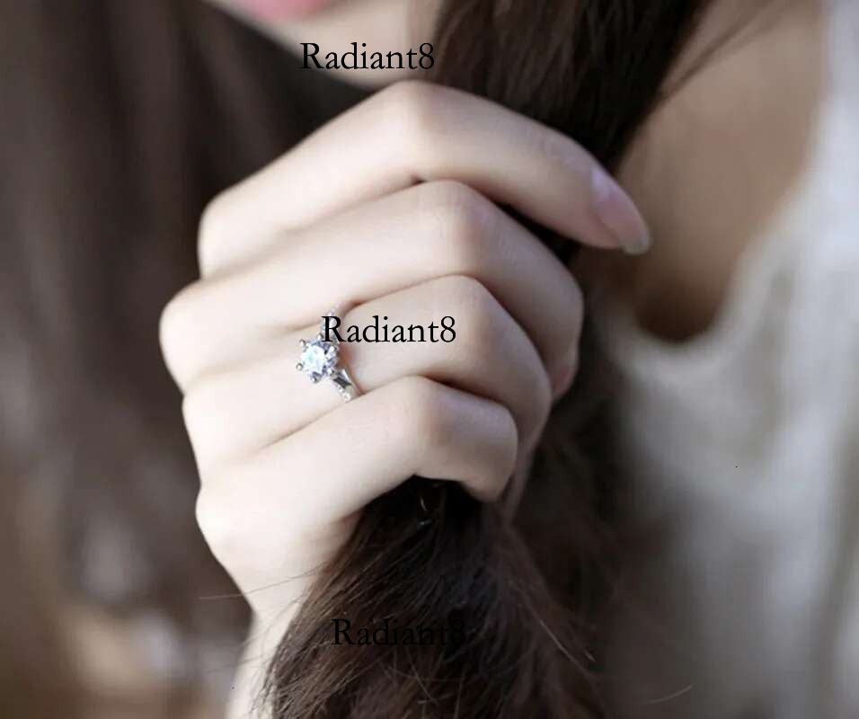 Sterg Sier Classic Ring for Women Six claw jewelry simple 70ct imitation dia women's ring