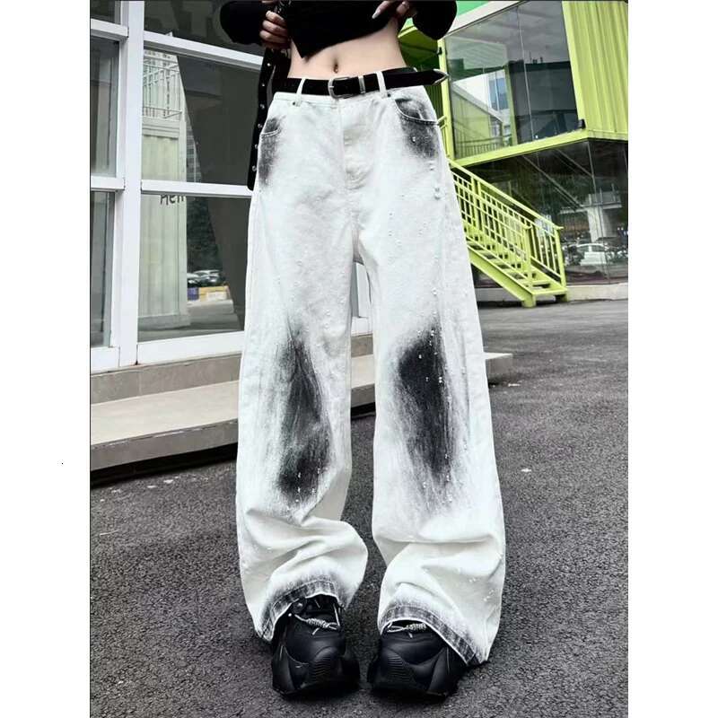 High Waist Women White Jeans Hip-Hop Style Fashion Vintage Streetwear Y2k Wide Leg Graffiti Plus Size Trouser Baggy Denim Pants