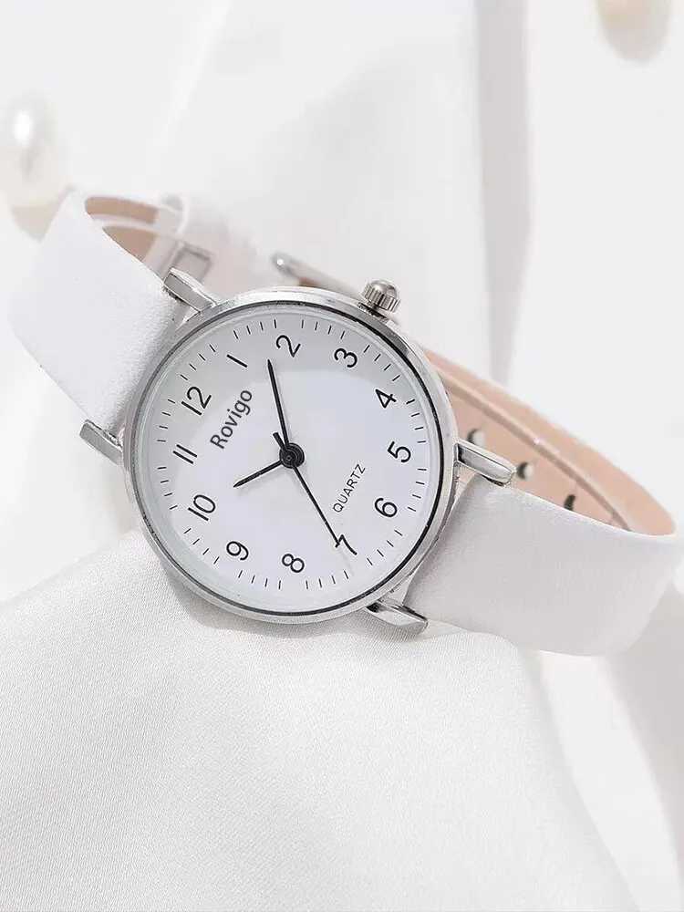 4pcs Fashion Versatile Creative Personalized Men and Women Couple Quartz with Pendant Necklace Combination SetXJ250304