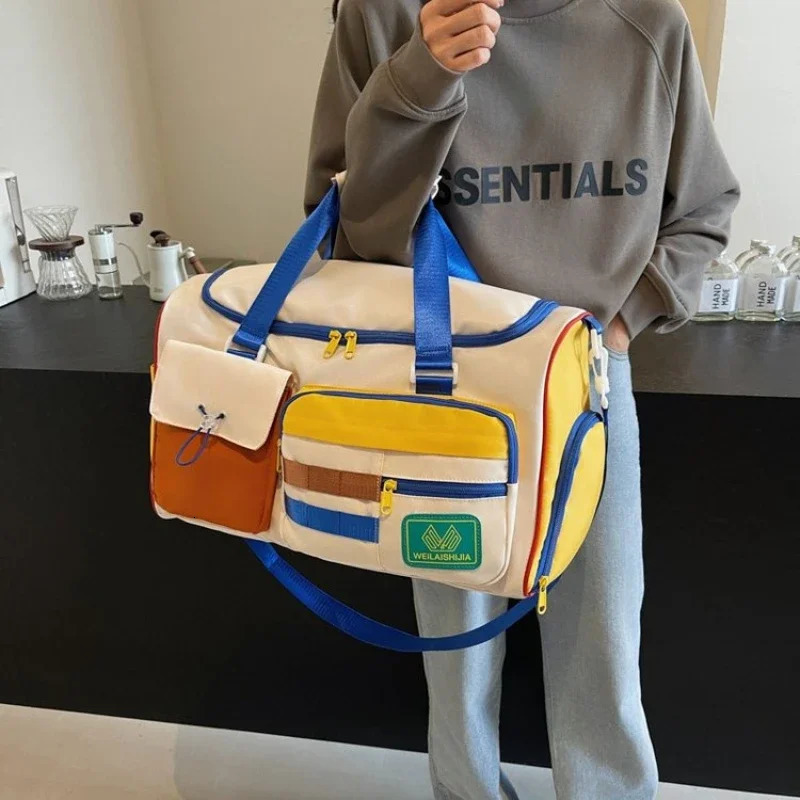 Casual Large Capacity Short Distance Travel Bag Contrasting Color Sports Bag Nylon Business Travel Crossbody Bag 250303