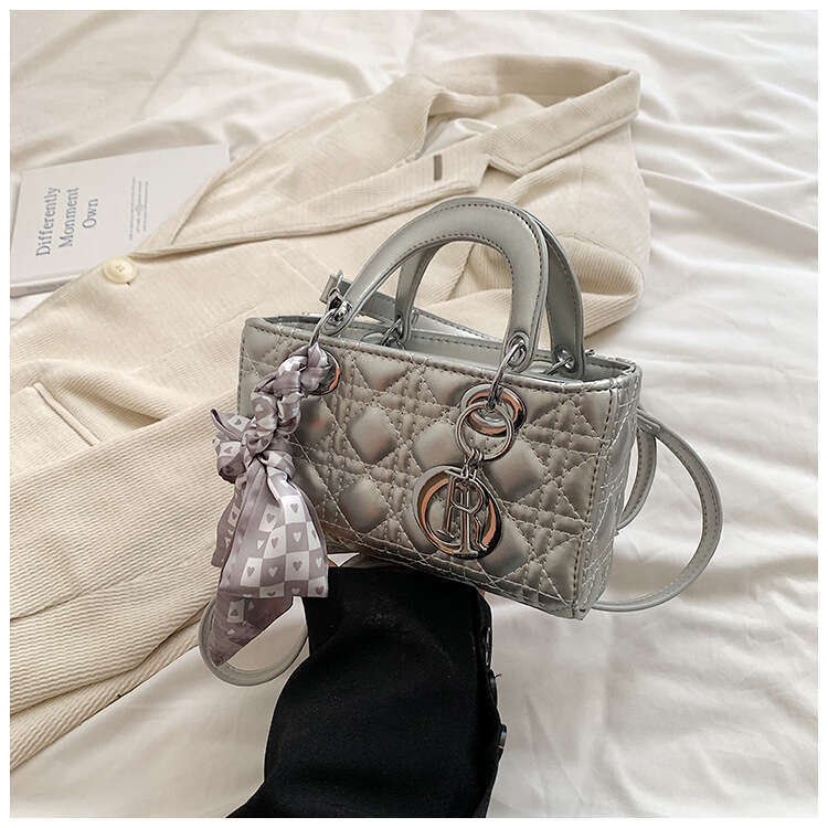 Casual handbag summer spring 2025 new fashion trend simple single shoulder crossbody for women niche hot small square bag