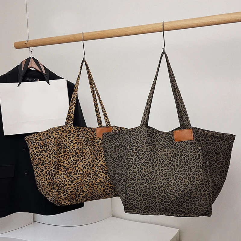 Large leopard print womens shoulder bag detachable canvas large capacity shopping handbag 2024 winter handbag 250218