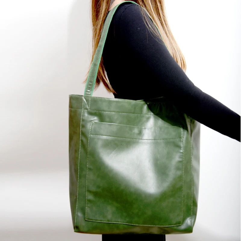 Ship from US Womens Shoulder Bag Oil Wax Leather Large Capacity Fashionable Big Tote Retro Soft Oversized Shopping Handbag 250304FBB