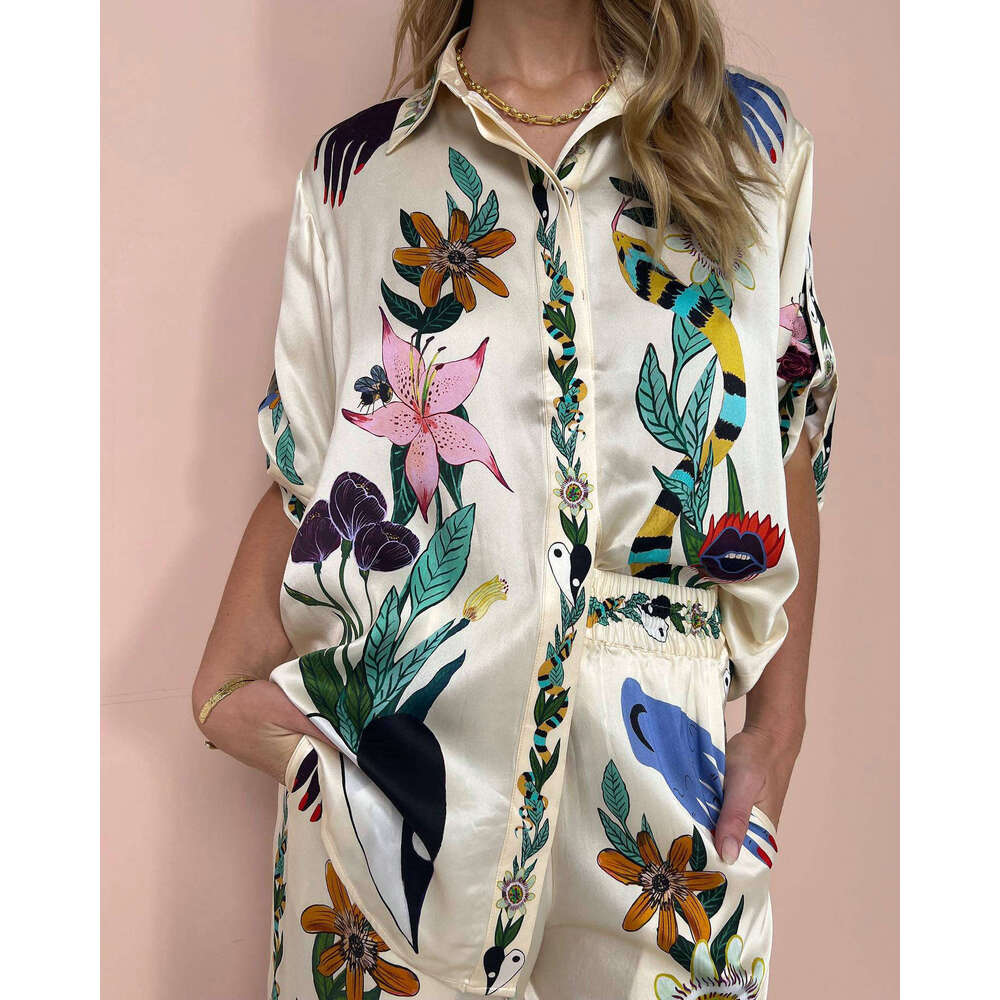 European and American Graffiti Printed Satin Short Sleeve Collar Shirt+Long Pants Casual Two Piece Set 2025 Versatile New Trendy Clothing Ins