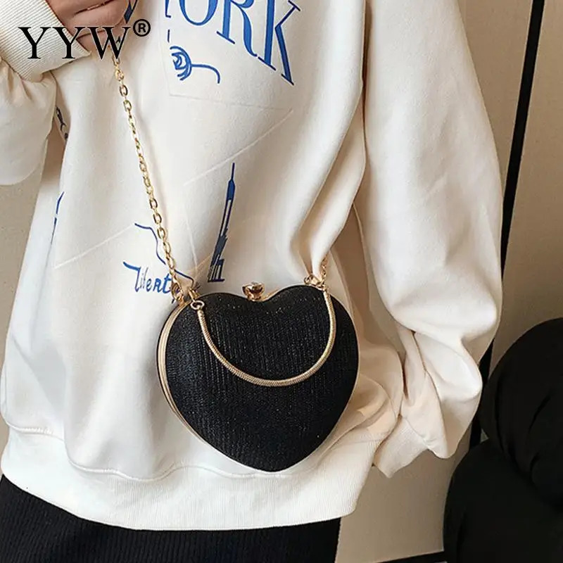 Sequins Love HeartShaped Evening Handbag Crystal Diamond Clutch Bag Top Handle Wedding Party Mini Purse Shoulder Messenger 250303