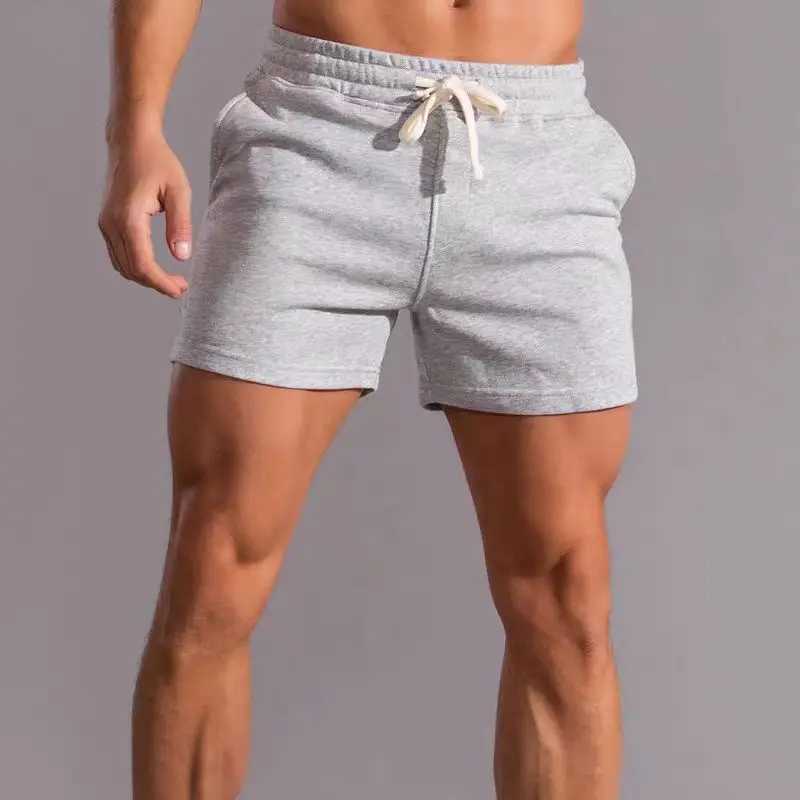 Fitness sports shorts for men summer American Cotton gray running training leisure stretch squat three-quarter pants for menT250304