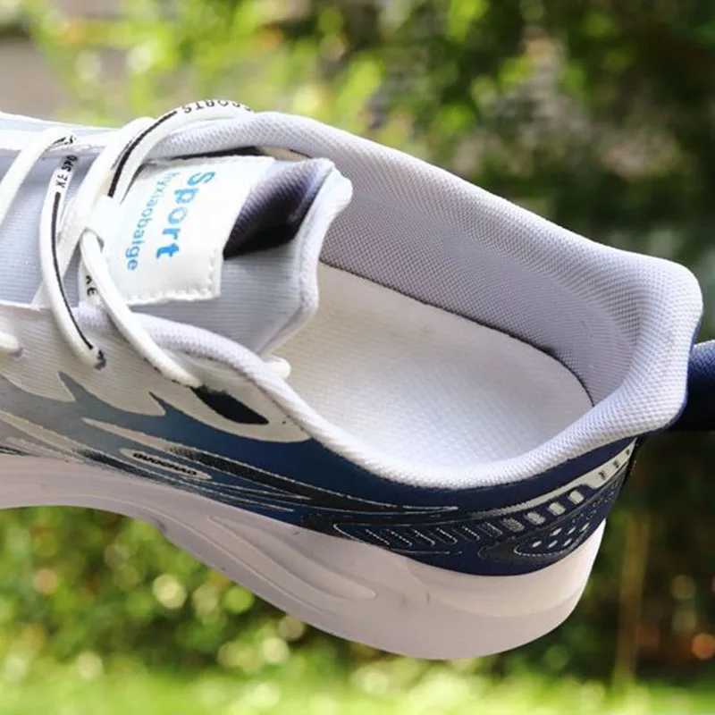 Outdoor Sports Shoes Mens Sneakers Lightweight Wear-resistant Anti Slip Running Shoes Casual Mesh Footwear Male SummerC250304