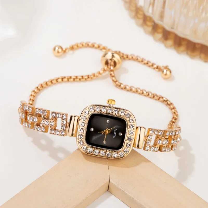 Luxury Bracelet Womens Diamond Crystal Elegant Quartz WatchXJ250304