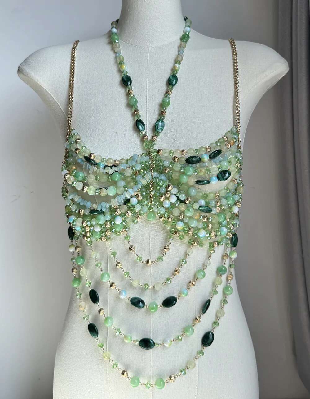 Ladies Chain Beading Camisole Vest Hollow Out Top Body Jewelry Exaggerated Pearl Neck Bustier Fashion Bra Women Club Rave