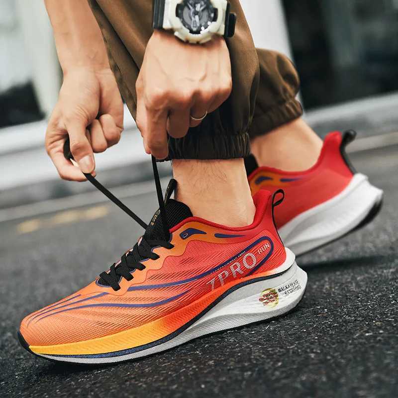 New Male Trainers Marathon Full Palm Carbon Plate Sports Running Shoes Men Breathable Lightweight Women Comfortable SneakersC250304