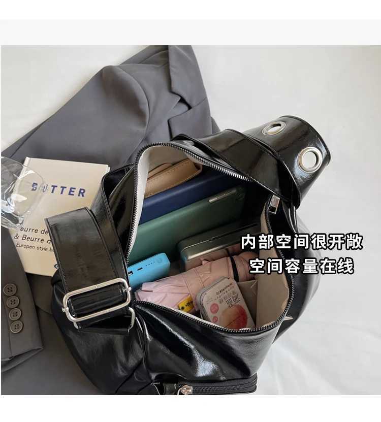 Brand Designer Oil PU Leather Womens Shoulder Bag Retro Crossbody Bag Large Capacity Pillow Bowling Handbag Y250303