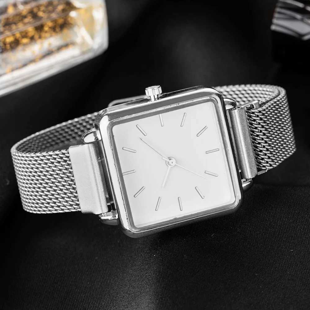 Gold Women Bracelets Square Female es Fashion Ladies Sports Dr Wrist Waterproof Metal For WomenXJ250304