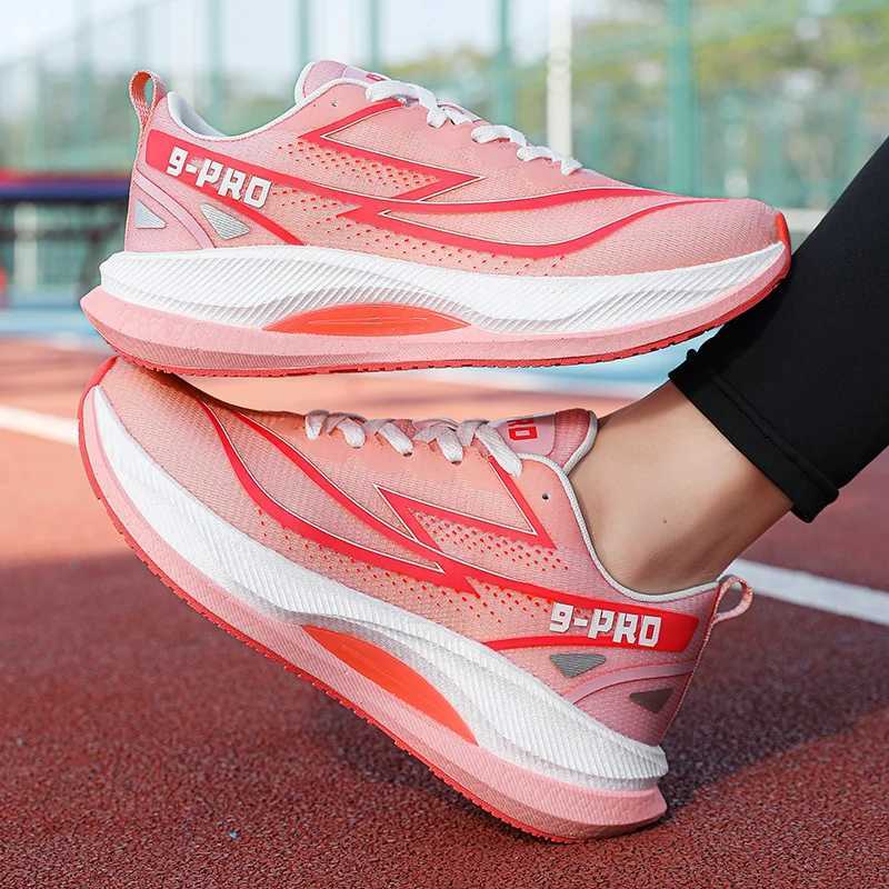 Fashion mens and womens sports running shoes casual breathable mesh surface carbon plate support wear-resistant rubber outsoleC250304
