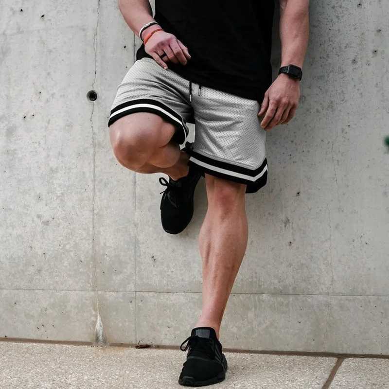Summer Training Gym shorts Men Fitness Mesh Breathable Fitness Sports short pants leisure loose Running Sweatpants men shortsT250304