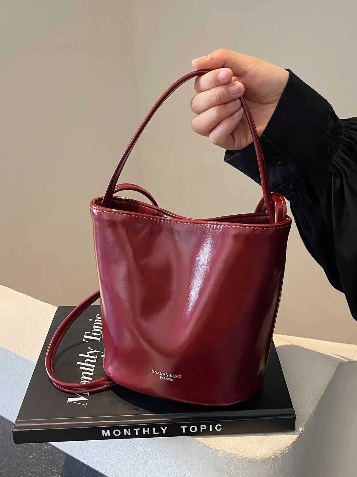 Red PU Womens Bucket Bag Autumn/Winter New Business Travel Shoulder Cross Bag Elegant Bridal Handbag Z250303