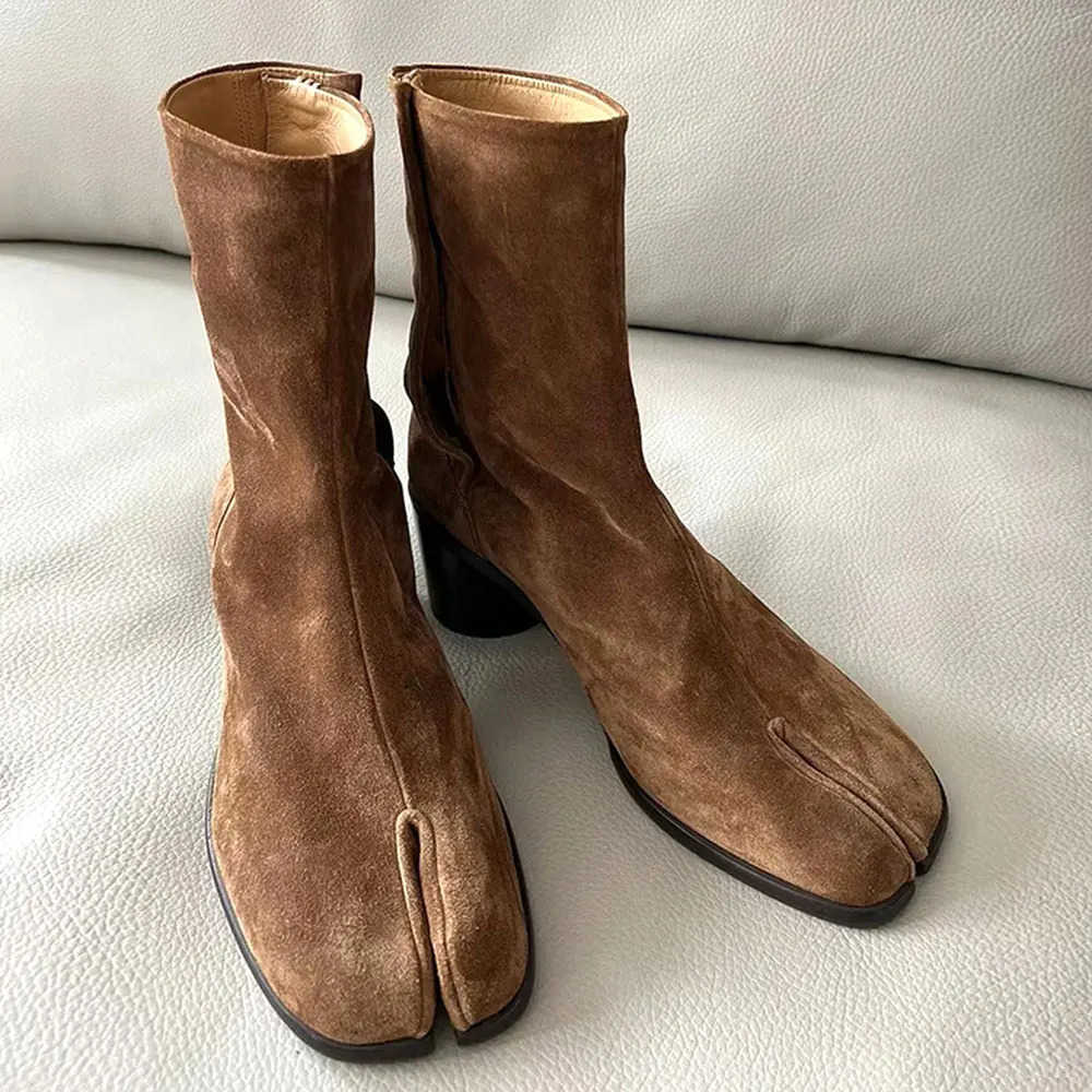 2025 Brand New Autumn Winter Brown Split toe Chunky High H Boots Wen Shoes Chic Black Modern nkle Booties Z250304