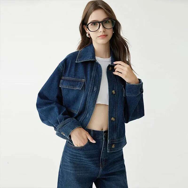 Liu Wen's TOT Short Loose Denim Jacket, Casual Slimming, Versatile And Stylish