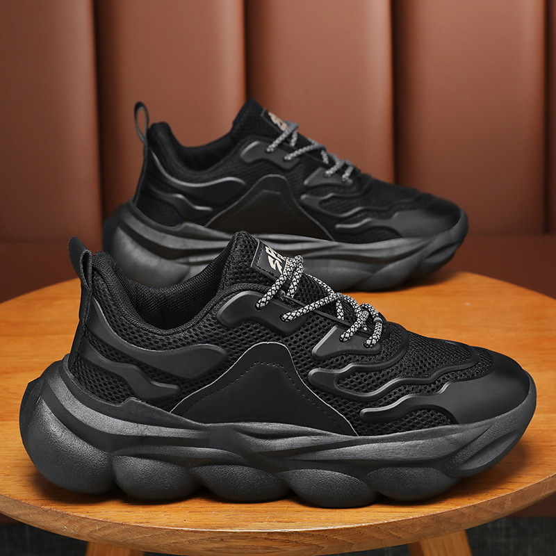 Summer Designer 2025 New Breathable Mesh Men s Fashion Versatile Thick Bottom White Shoes Outdoor Sports And Leisure Multi Functional Shoes