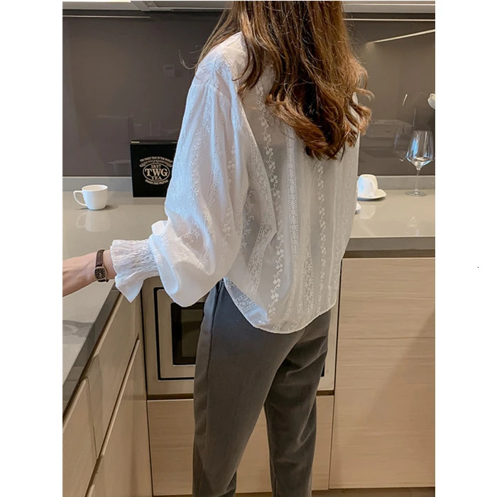 Dingaozlz Vintage style lace shirt Flare sleeve Hollow out White blouse Casual clothing fashion Women lace Tops Blouse 250228