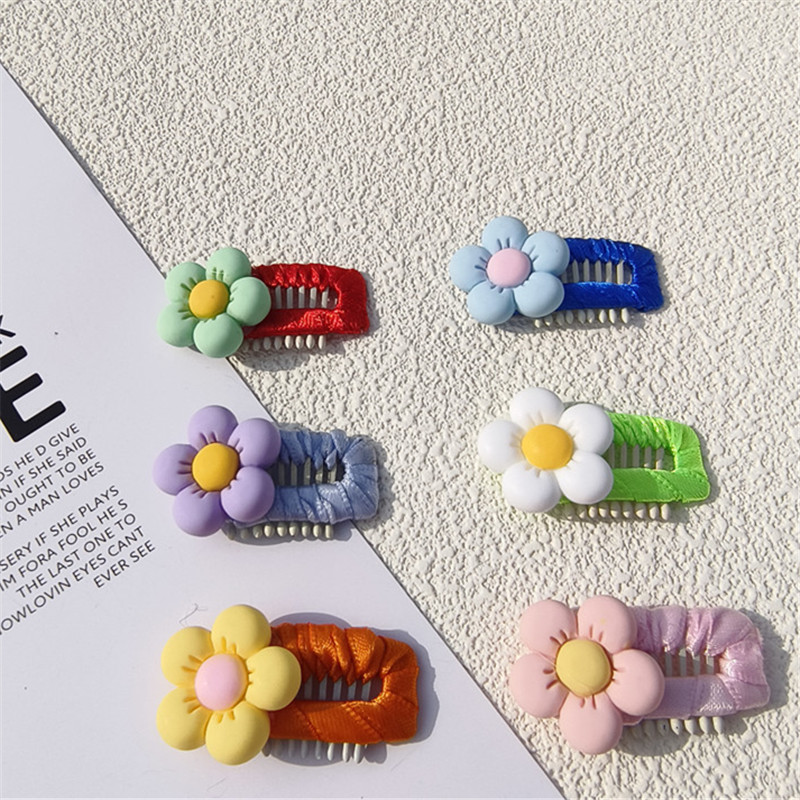Colorful Flowers Dog Hairpin Fashion Comb Hair Clips for Small Dogs Cute Puppy Cat Headwear Dog Grooming Hair Accessories