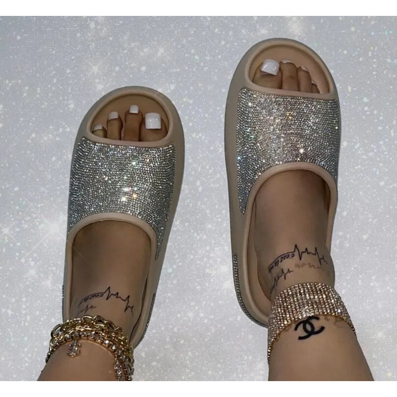 Luxury Women's Sandals with Diamond Design - Comfortable Thick Sole for Outdoors & Beaches