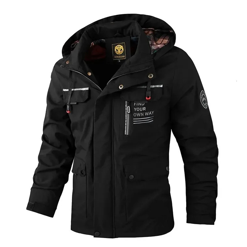 Spring And Autumn Mens Windbreaker Outdoor Soft Shell Windproof Waterproof Jacket Long-Sleeved Hooded Solid Color Jacket 250303