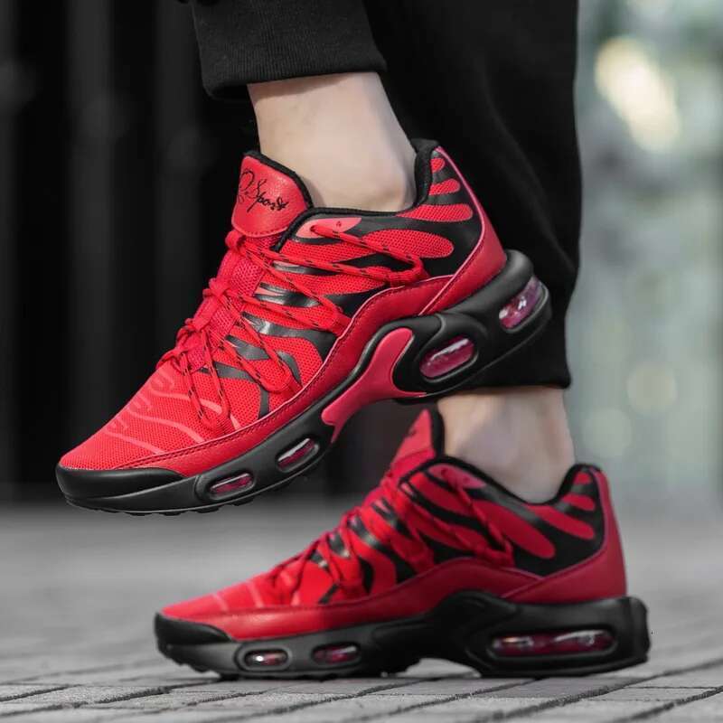 2025 Sneakers Male casual tennis shoes Trainer Race Breathable fashion loafers running Shoes for men