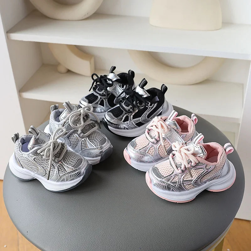 Girls sports shoes soft soled childrens casual fashionable breathable striped dad H08029 250303
