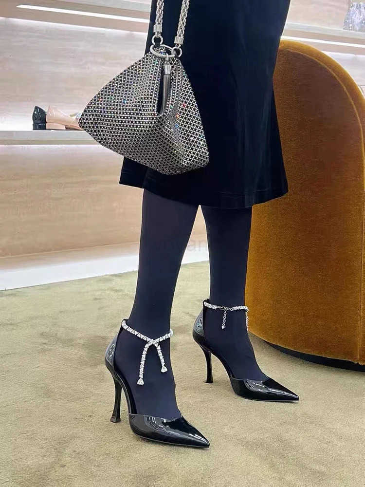2025 new black patent leather high h for wen slim h pointed toes shallow mouth hollow rhine toe sandals Z250304