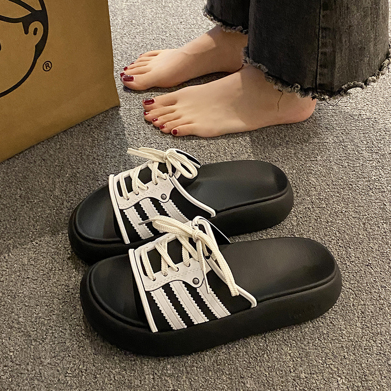 2025 New French Pearl Thick Sandals Designer Women's Summer Clothing Hot Selling Soft Bottom Anti slip EVA Slippers Trendy Casual Shoes