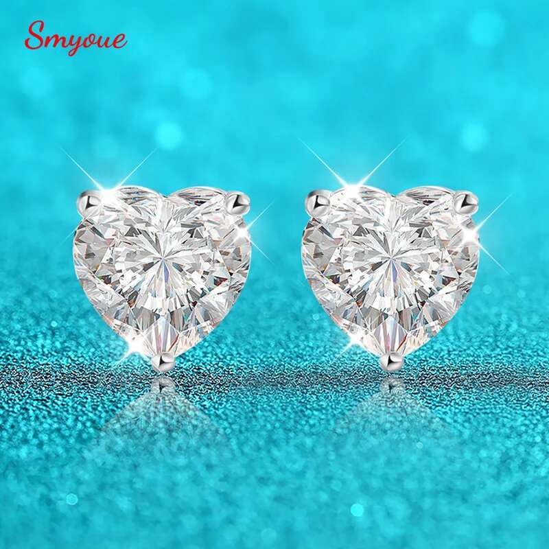 Smyoue 1CT 2CT 4CT Heart Cut Moissanite Stud Earrings for Women Quality Lab Dia S Sterg Sier Bride Jewelry