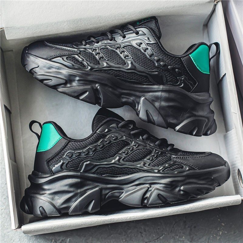 2025 Designer Sports New Season Fashion Lightweight Leisure Outdoor Waterproof And Anti Slip Black And White Lace Up Shoes Fashion Shoes Men s Sizes 3